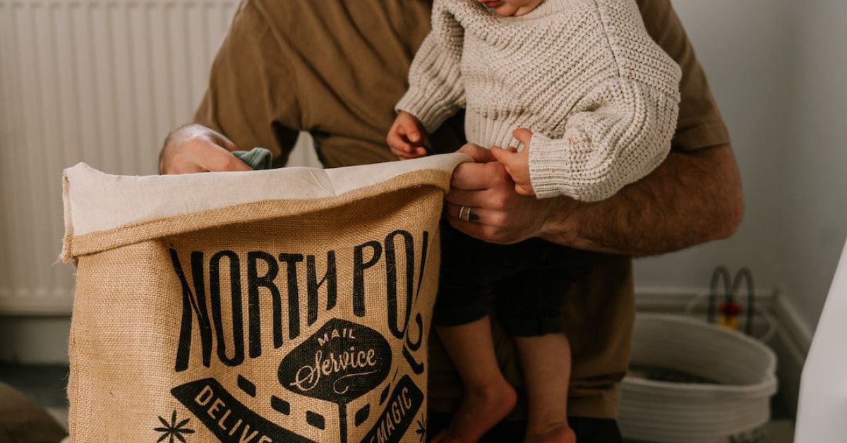 7-year-anniversary gifts: 50 ideas for couples, ultimate guide.