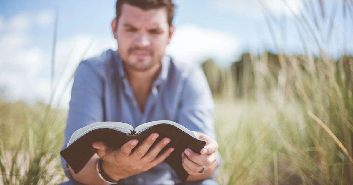 Anniversary Bible Verses Celebrating the Power of Love