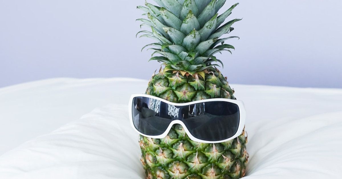 Happy anniversary image with funny quotes for joyous celebration