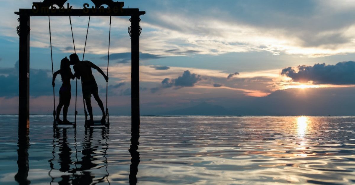 The Perfect Tribute: Anniversary Gifts Representing Love and Commitment