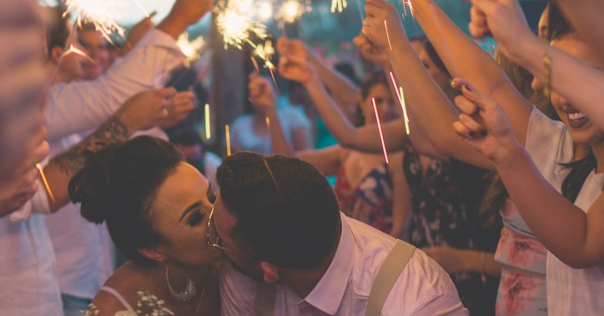 35th wedding anniversary - ultimate guide for perfect gifts